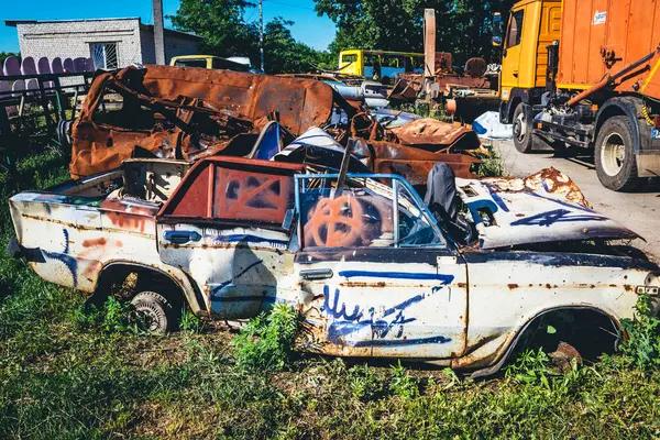 Turn Your Old Car Into Cash in Dearborn Heights