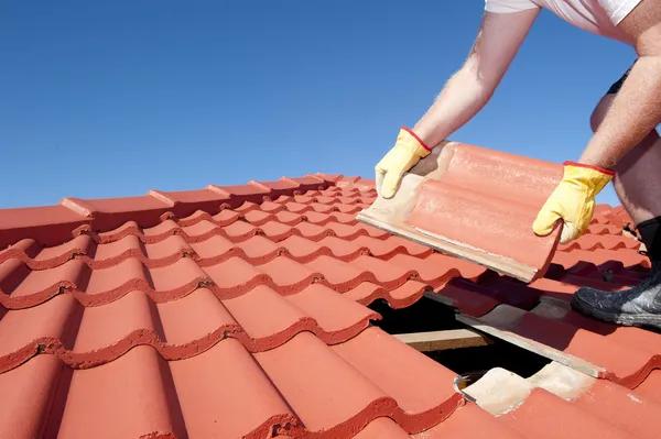 The Best Time of Year for Roof Repairs in Boston