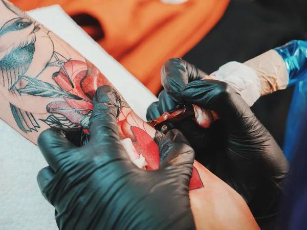 A Deep Dive into the Craft of Tattooing in Austin