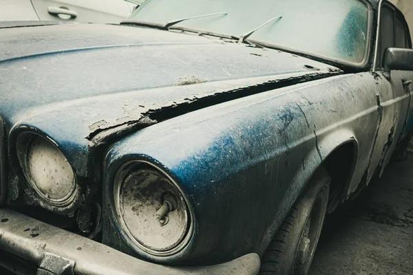 Why Detroit Residents Choose Cash for Junk Cars