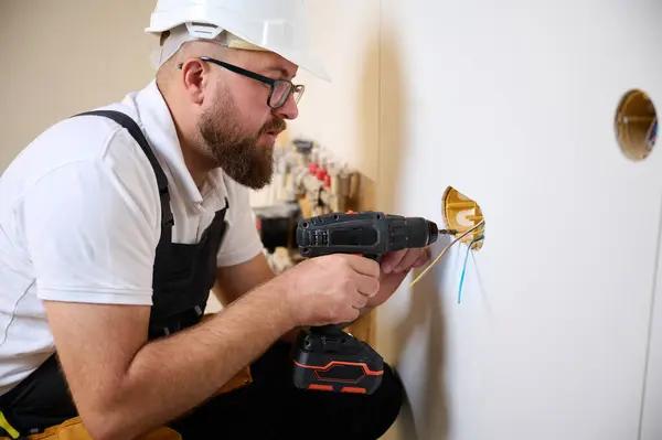 How to Plan Electrical Wiring During Renovation